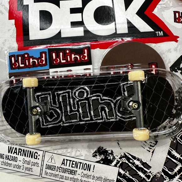 Tech Deck Blind Black Common Skateboard Fingerboard New - Picture 3 of 10